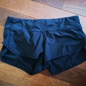 Lululemon running short